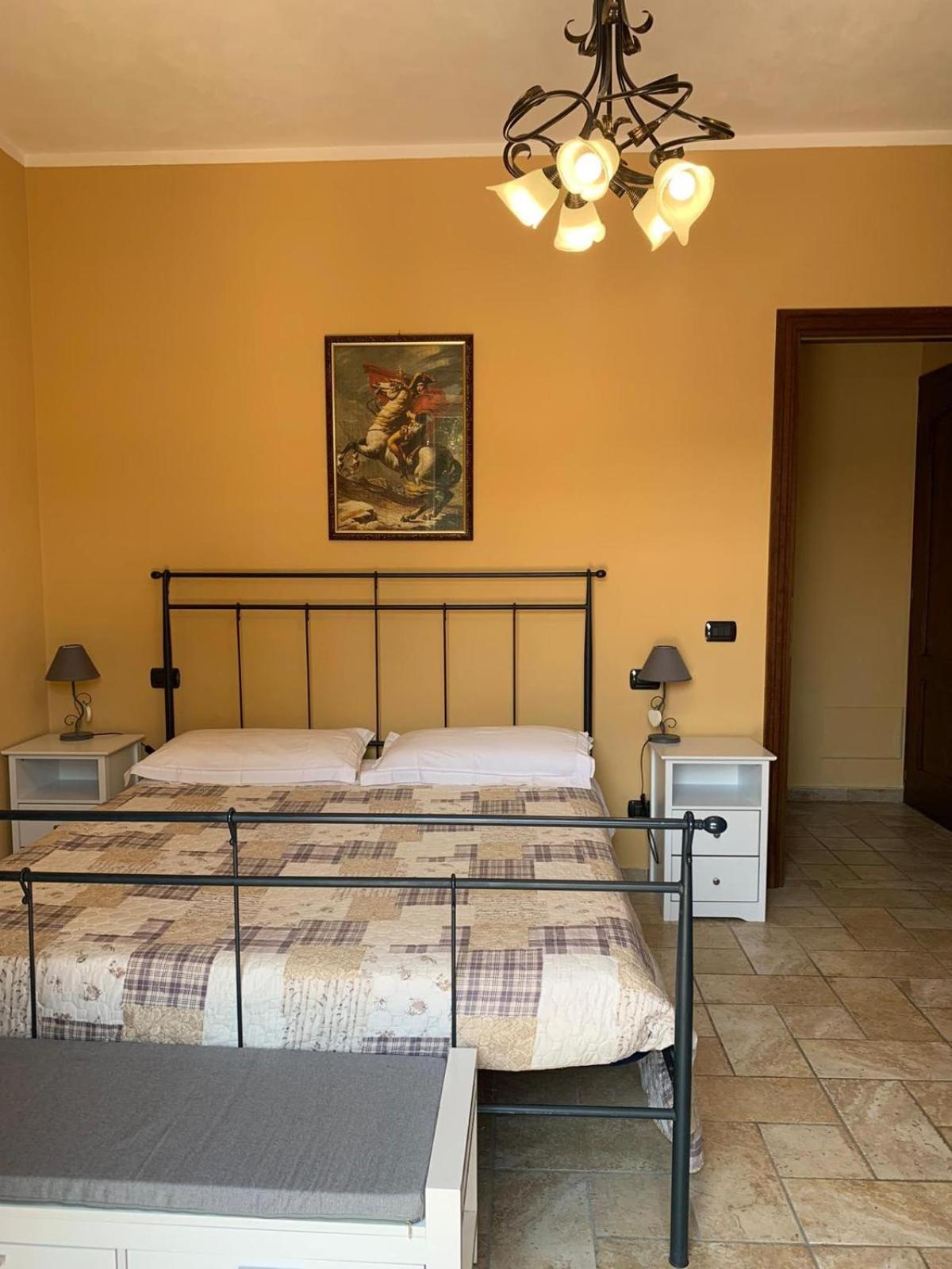 Agriturismo Cascina Anri Mango Екстер'єр фото