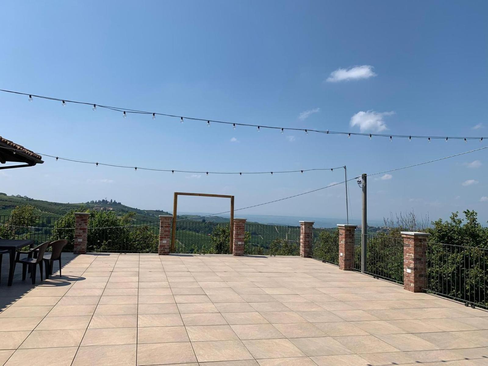 Agriturismo Cascina Anri Mango Екстер'єр фото